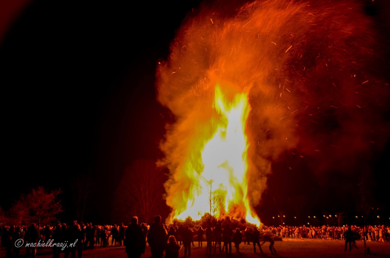Kerstboom verbranding in Velsen