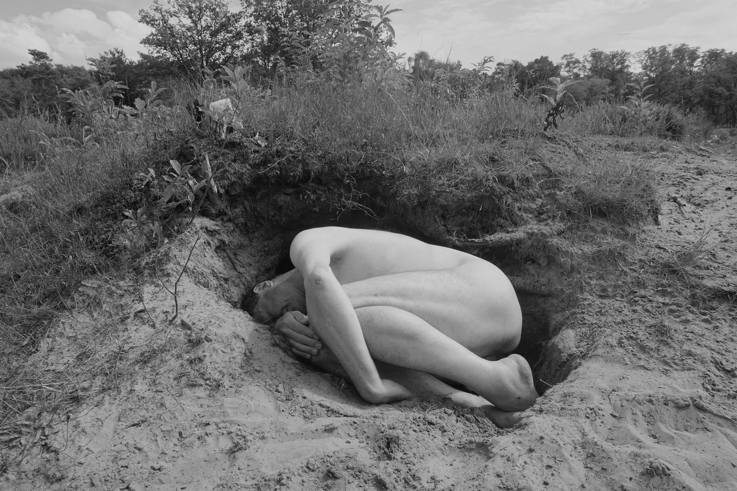 Zwart-Wit fotografie staat centraal in de Visserhallen  Van 14 augustus tot en met 25 september vindt in de Visserhallen te IJmuiden de expositie Zwart Wit plaats.