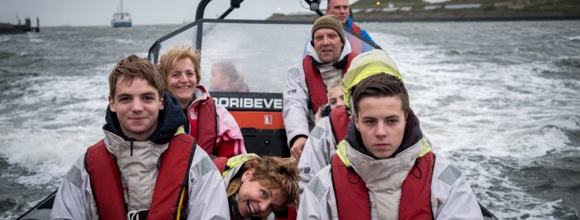 Haventocht IJmuiden (met rib boot)