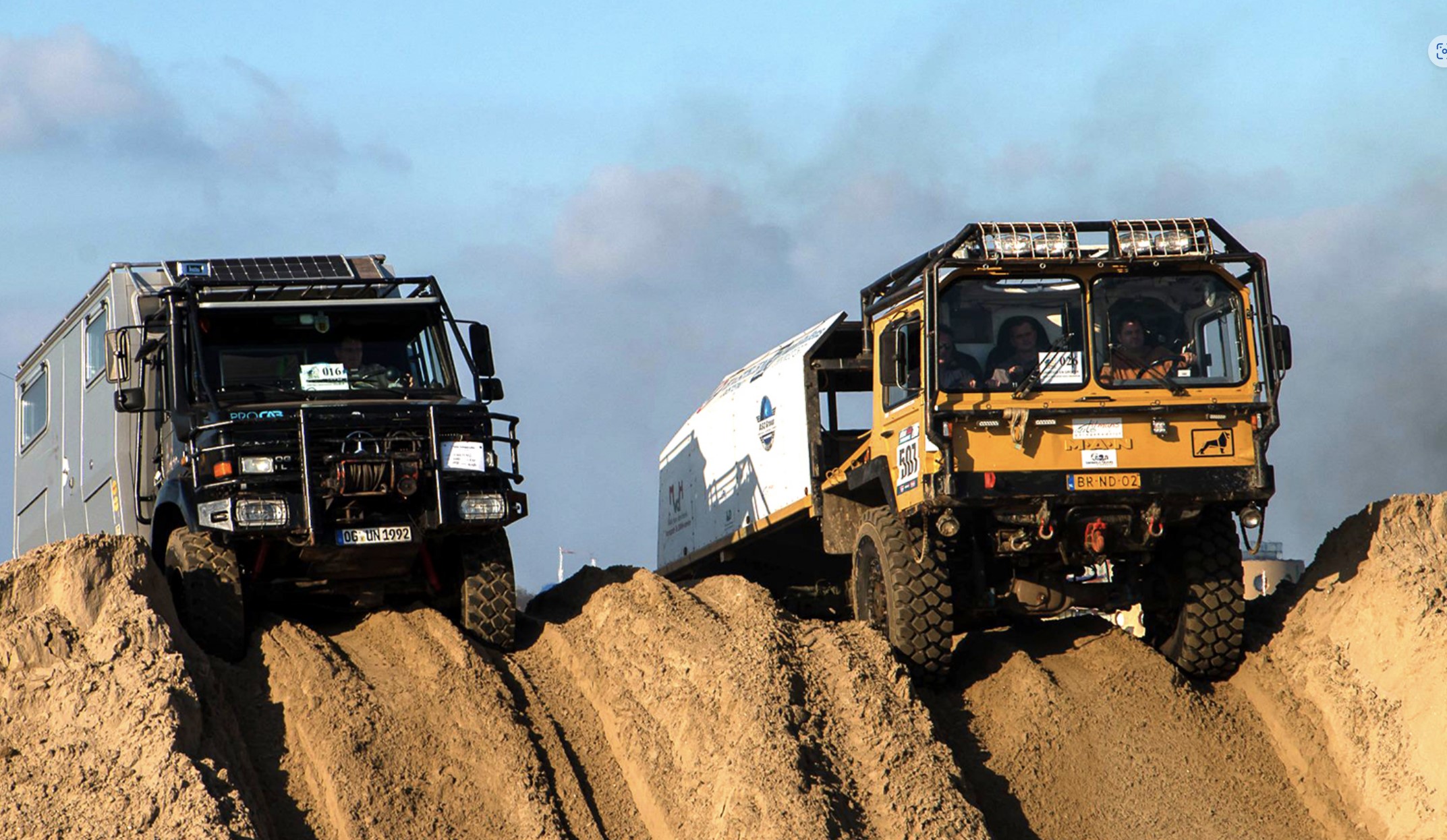 Strandspektakel Unimogs en groter